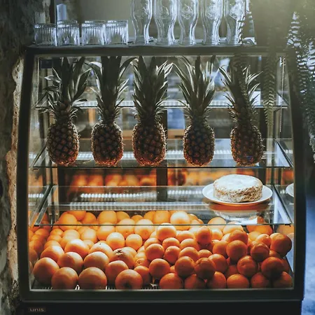 Amante Boutique Гостевой дом Курессааре