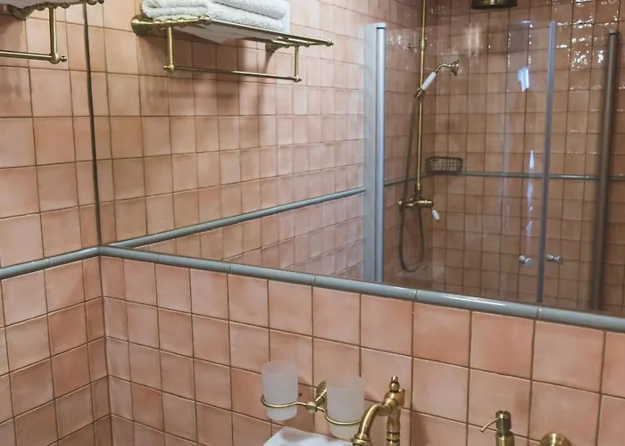 Πανσιόν Amante Boutique Κουρεσάαρε