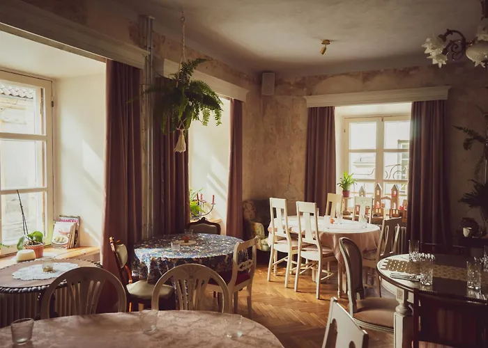 Πανσιόν Amante Boutique Κουρεσάαρε